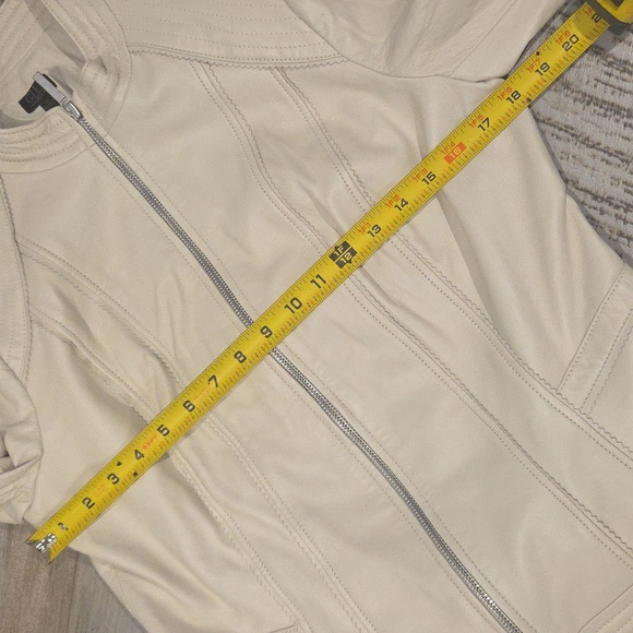 J. Jill Women's Light Cream Leather Jacket - Picture 11 of 11